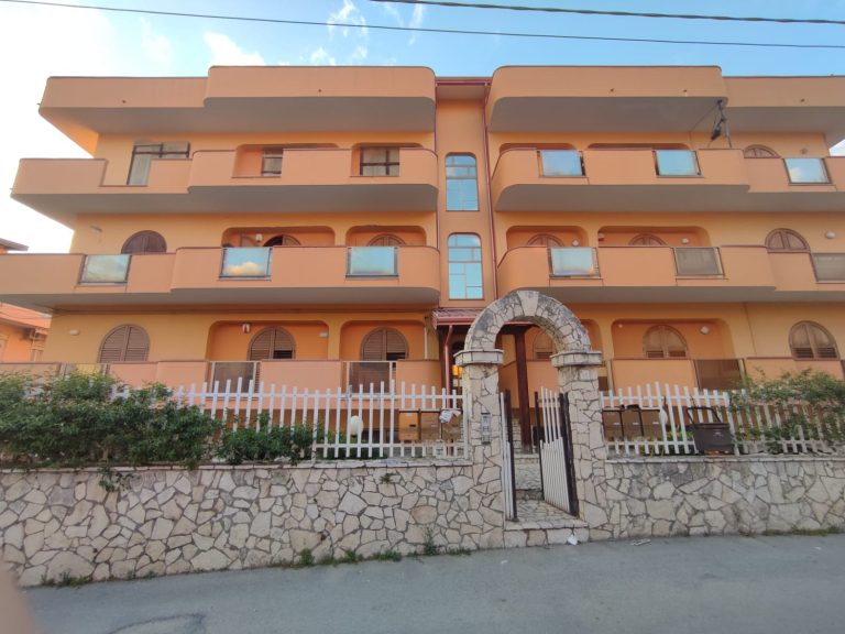 Appartamento in vendita in via Granatari, Merì, Me