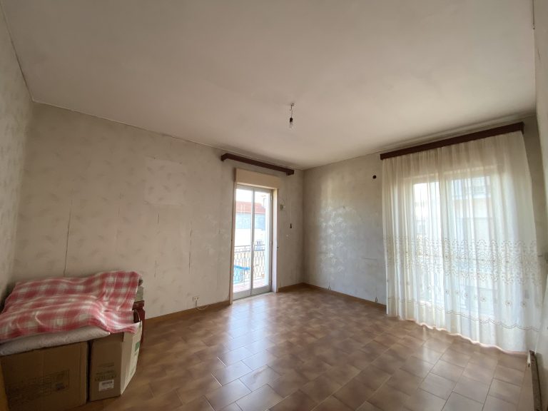 Appartamento in vendita in via Lazio 4, Barcellona P.G., Me