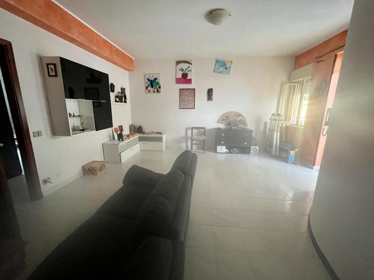 Appartamento in vendita in via S. Maria 84, Furnari, Me