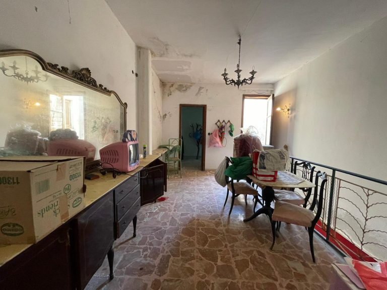 Casa Indipendente in vendita in via Stretto I Garrisi 20, Barcellona P.G., Me
