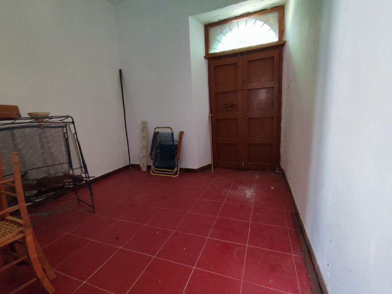 Casa indipendente in vendita in Contrada San Silvestre a Sant’Angelo di Brolo, Me