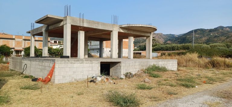 Villa in costruzione in vendita in via Rosmarino, Torrenova, Me