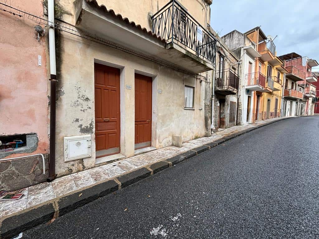 Casa indipendente in Corso Garibaldi 526\528 a San Filippo del Mela, Me