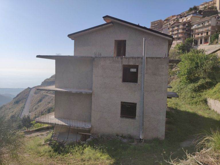 Appartamento in vendita in Via Cappuccini, San Marco d’Alunzio, Me