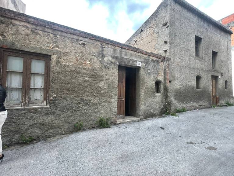 Casa indipendente in vendita in via Idria, Barcellona P.G., Me