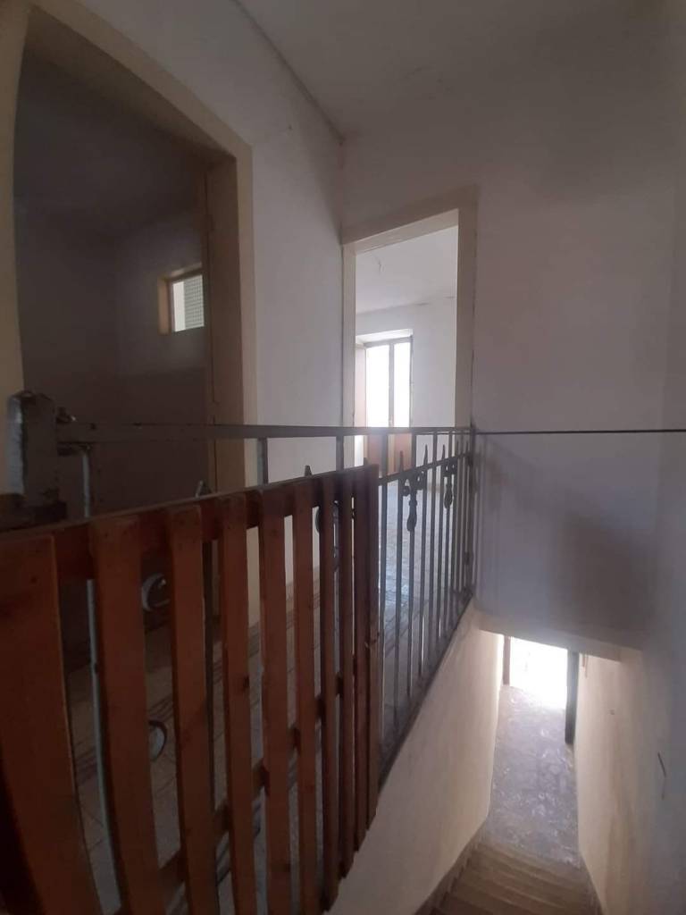 Appartamento indipendente in vendita in via Giacomo Medici, Barcellona P.G., Me