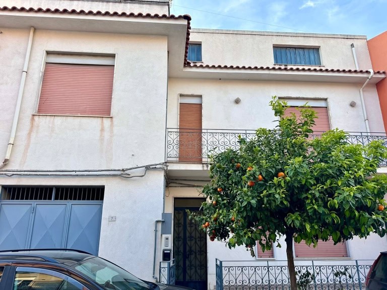 Appartamento con giardino in vendita in via Francesco Lo Sardo, San Filippo del Mela, Me