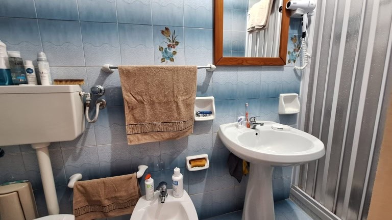 Casa semindipendente in vendita in Via Conceria, Santo Stefano di Camastra, Me