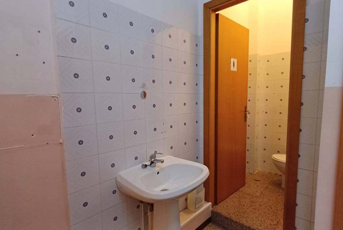 1170
