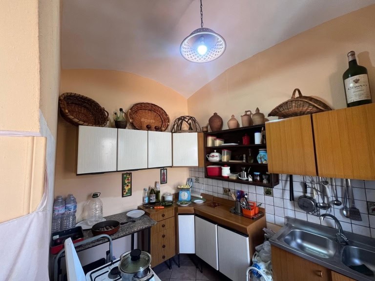 Appartamento in vendita in Via Caracciolo, Santo Stefano di Camastra, Me