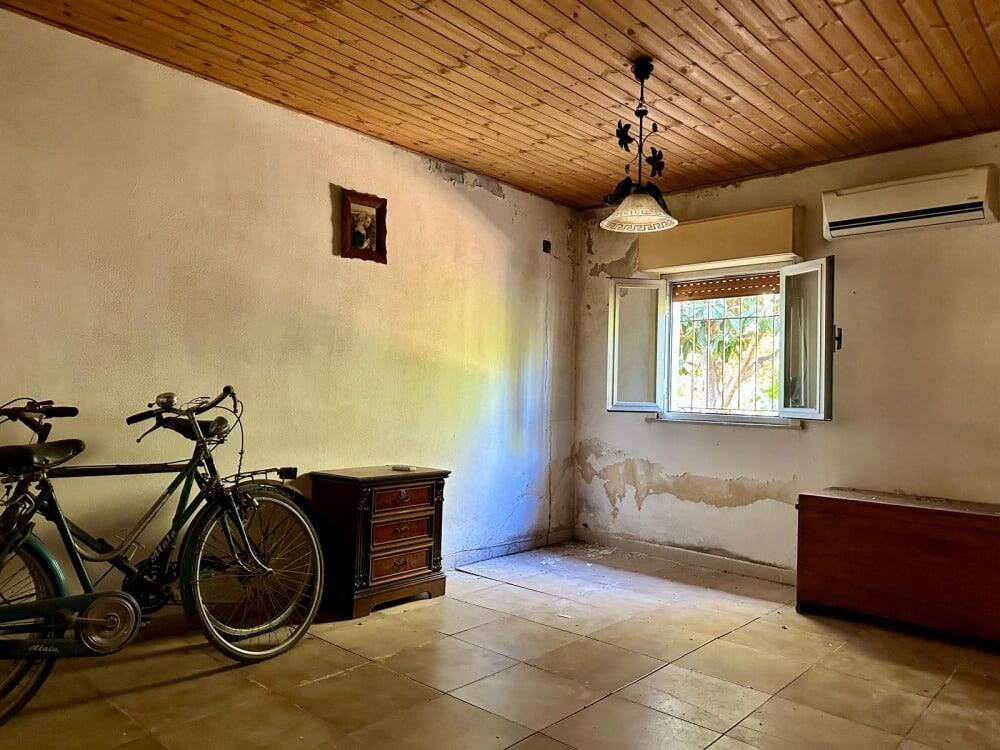 Casa indipendente in via Acquacalda, Barcellona P.G., Me