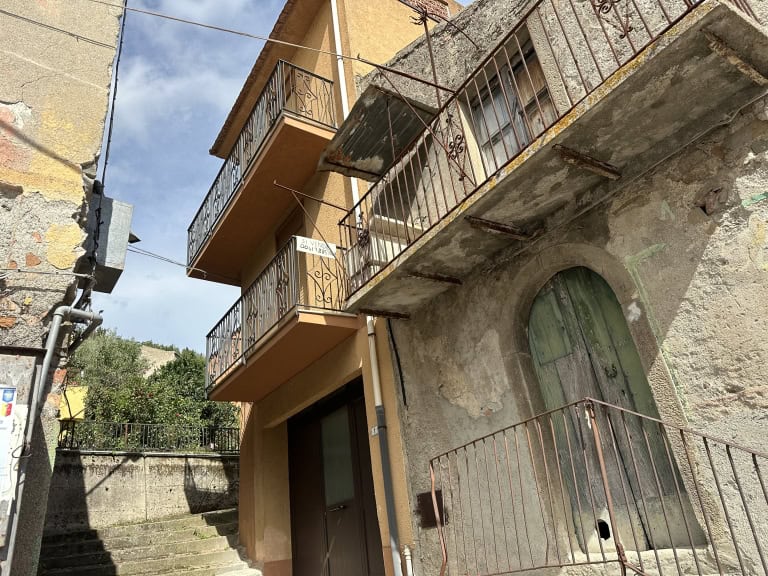 Casa Indipendente in vendita in via Trento 3, Novara di Sicilia, Me