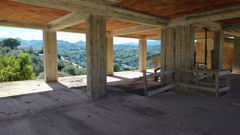 Rustico in vendita in via Tracoccia a Valdina, Me