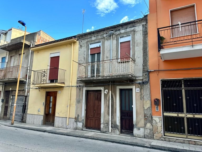 Casa indipendente in vendita in Via San Francesco Di Paola 150, Barcellona P.G., Me