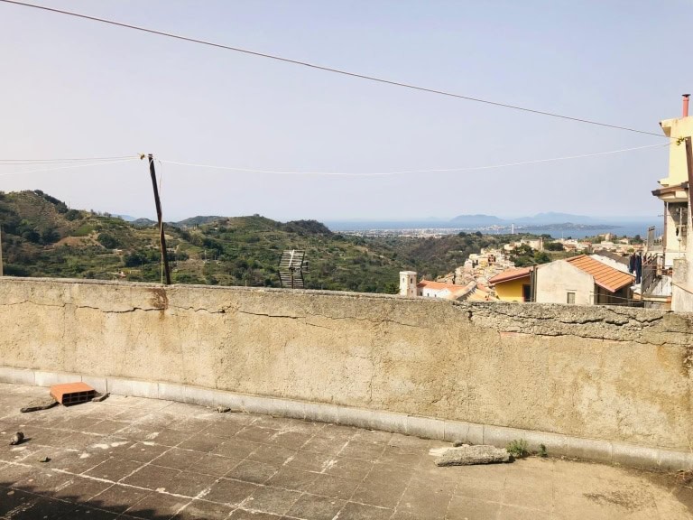 Casa indipendente in vendita in Corso Italia 472 a San Pier Niceto, Me
