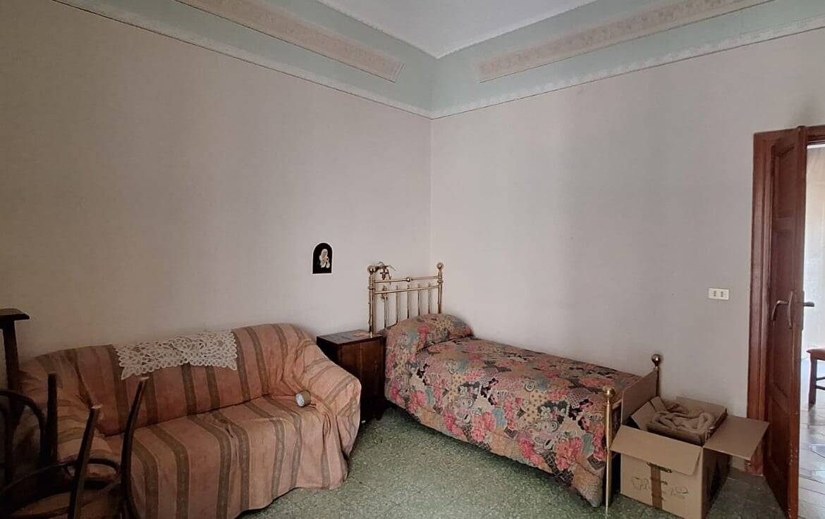 1170