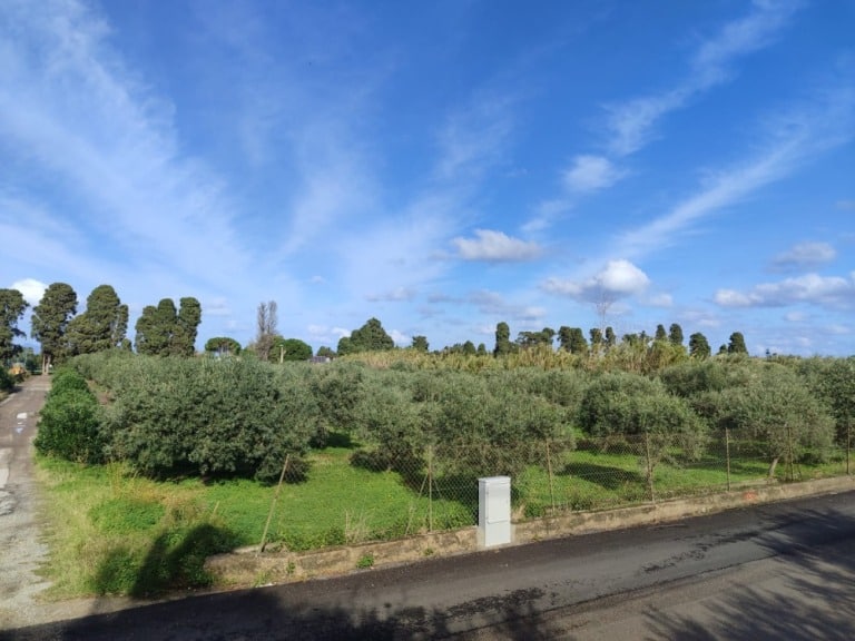 Terreno edificabile in vendita in via Messina, Mongiove, Me