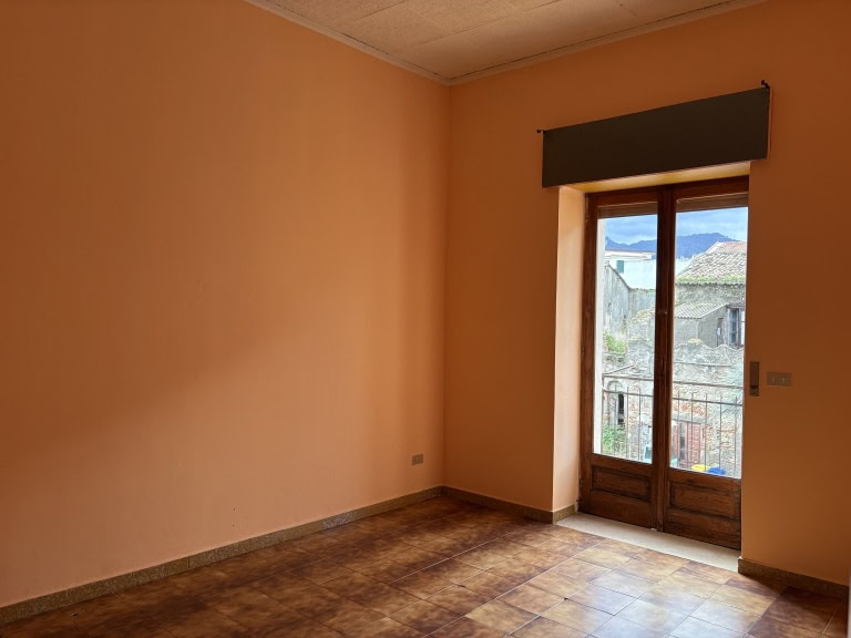 Casa indipendente in vendita in via Candela, Rodì Milici, Me