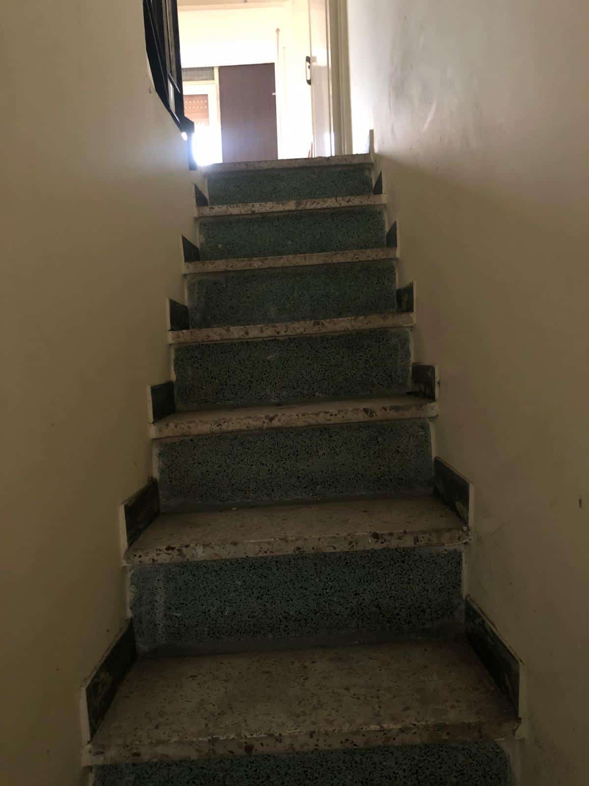 Scale in marmo e pietra presso immobile residenziale NextCasa.