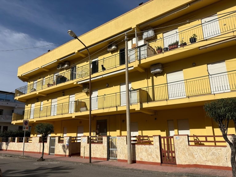 Appartamento + terrazza in vendita in via Camparìa 31, Tonnarella, Furnari