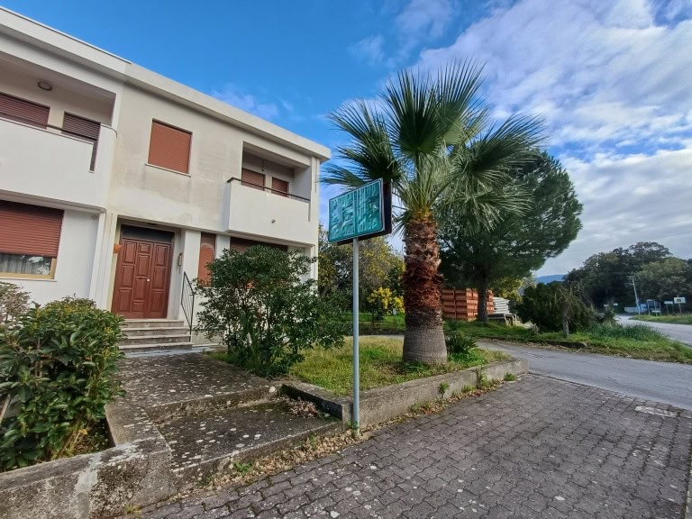 Casa semindipendente in vendita in C.da San Giacomo, Ficarra, Me