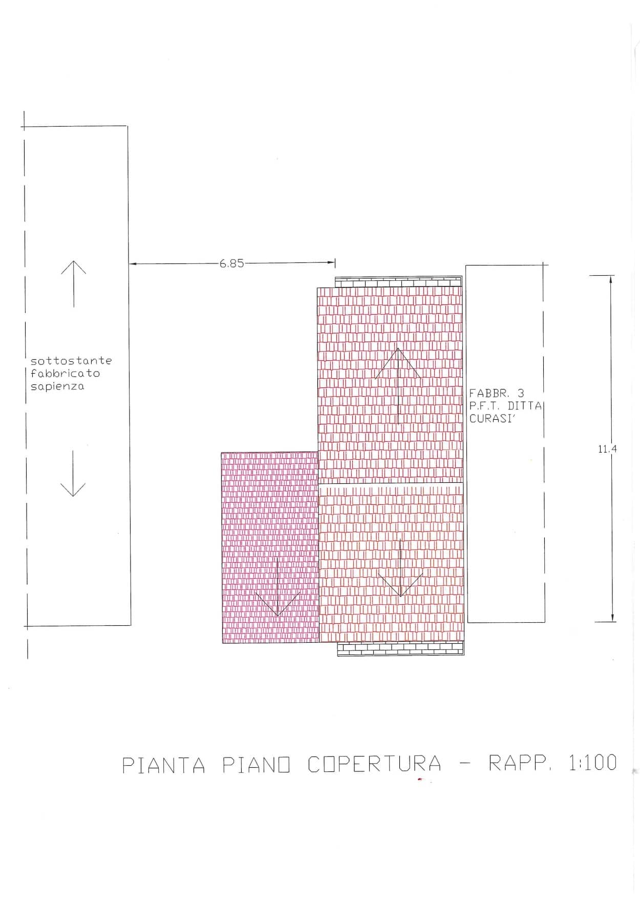 Tegola in copertura con dettagli di progetto edilizio, indicazioni sulle misure e materiali utilizzati, progettata per edifici residenziali secondo le normative di costruzione.
