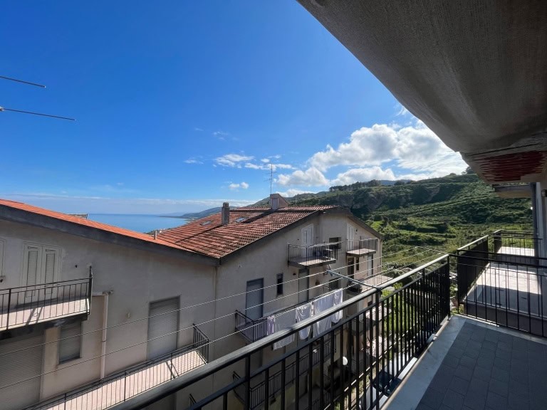Appartamento in vendita in C.da Passo Barone, Santo Stefano di Camastra, Me