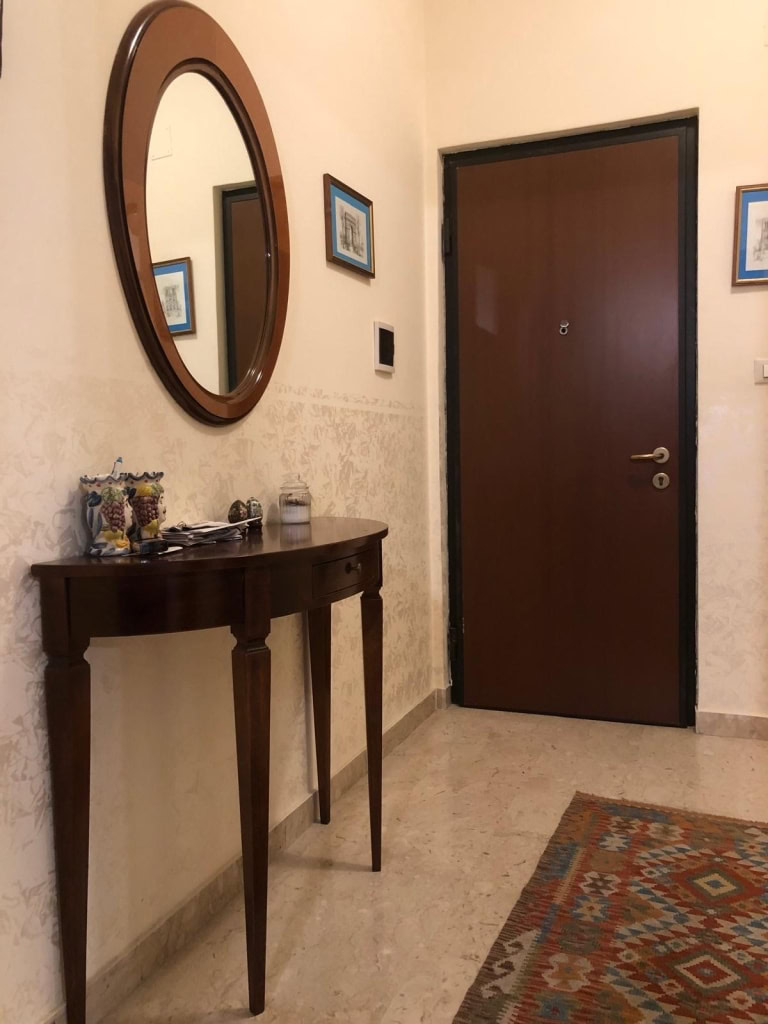 Appartamento in vendita in via Ugo di Sant’Onofrio 25, Barcellona P.G., Me