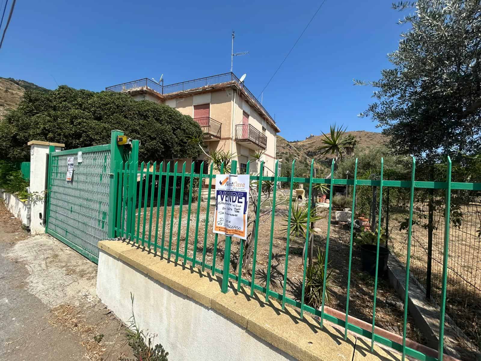 Vendita casa indipendente in zona panoramica NextCasa, giardino e terreno esclusivi, soluzione ideale per chi cerca tranquillità e natura.