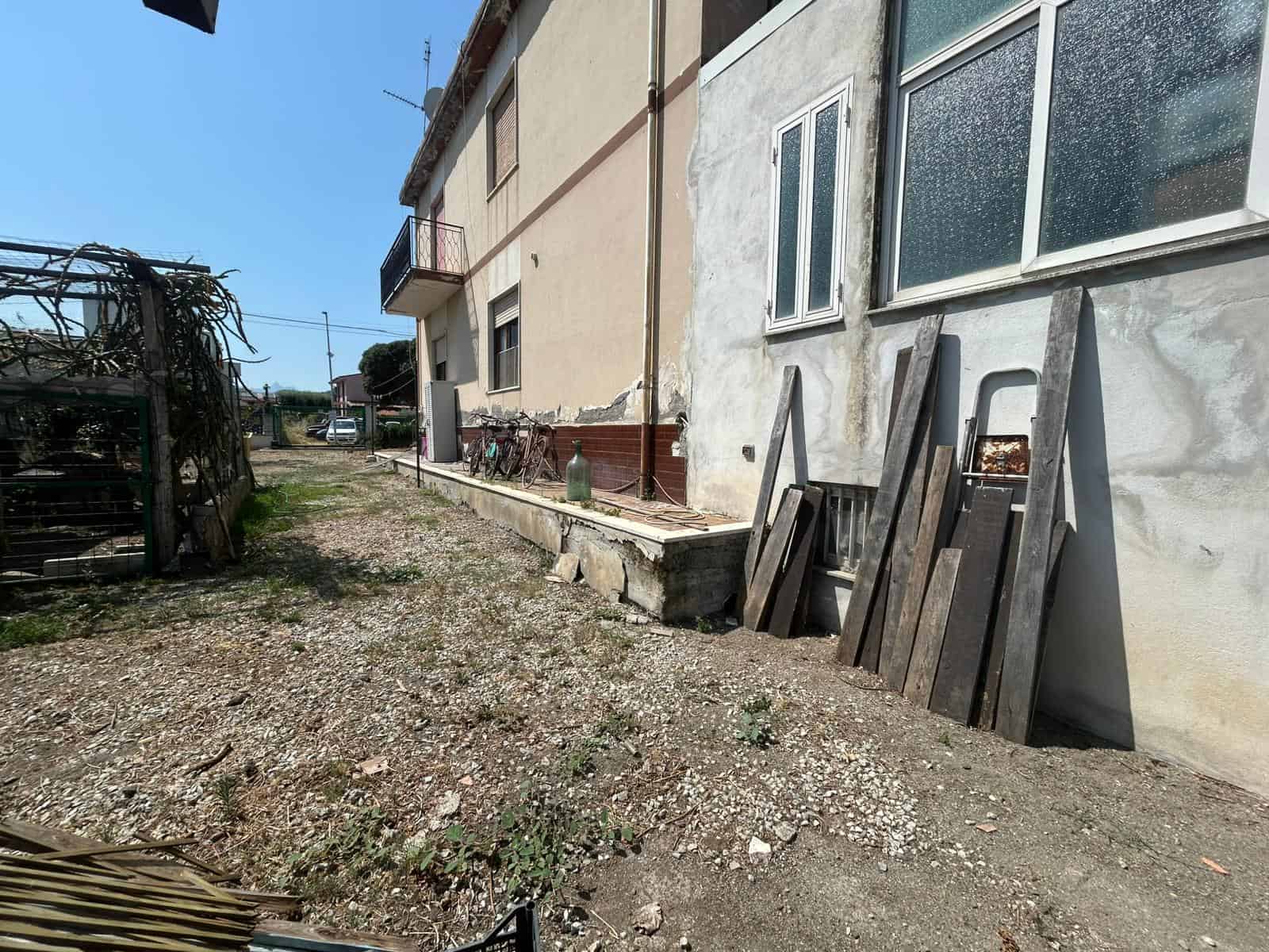 Fondo per edilizia e ristrutturazione di immobili residenziali, focus su ristrutturazioni di case.