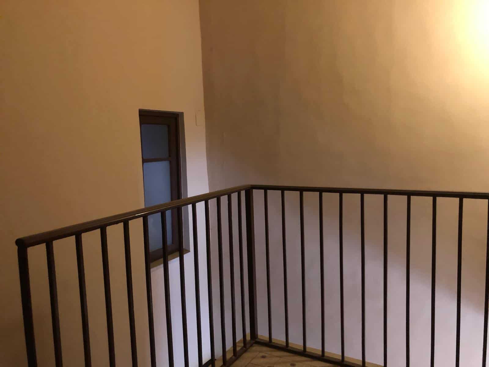 Nuova casa in vendita con spazi interni luminosi e moderni, ideale per famiglie, in zona tranquilla e ben servita. Soluzione abitativa completa con finiture di qualità e ambienti accoglienti, perfetta per vivere in comodità e stile.