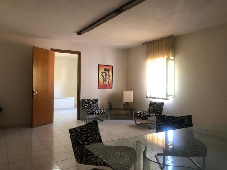 Casa Indipendente in vendita in via Benedettina Superiore,50 Terme Vigliatore ( ME )