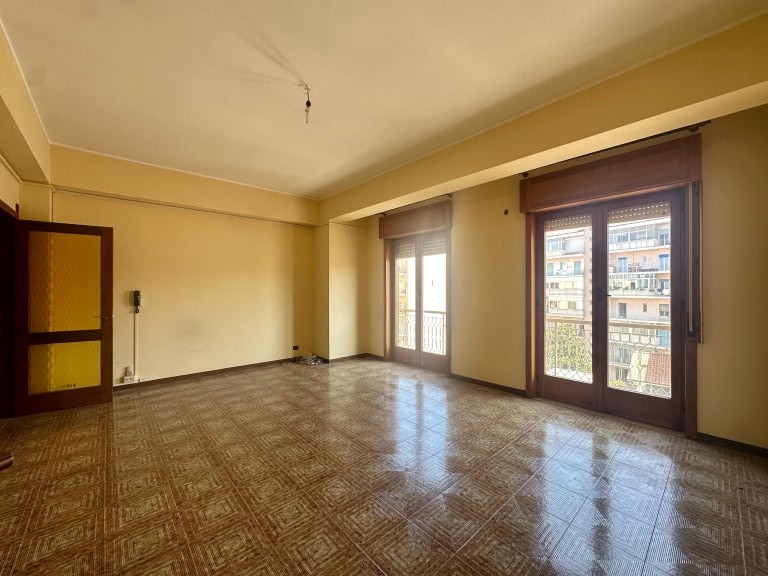 Appartamento in vendita in via G. Verdi, Barcellona P.G., Me