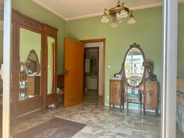 Appartamento in vendita in via Dante Alighieri 4, Barcellona P.G., Me