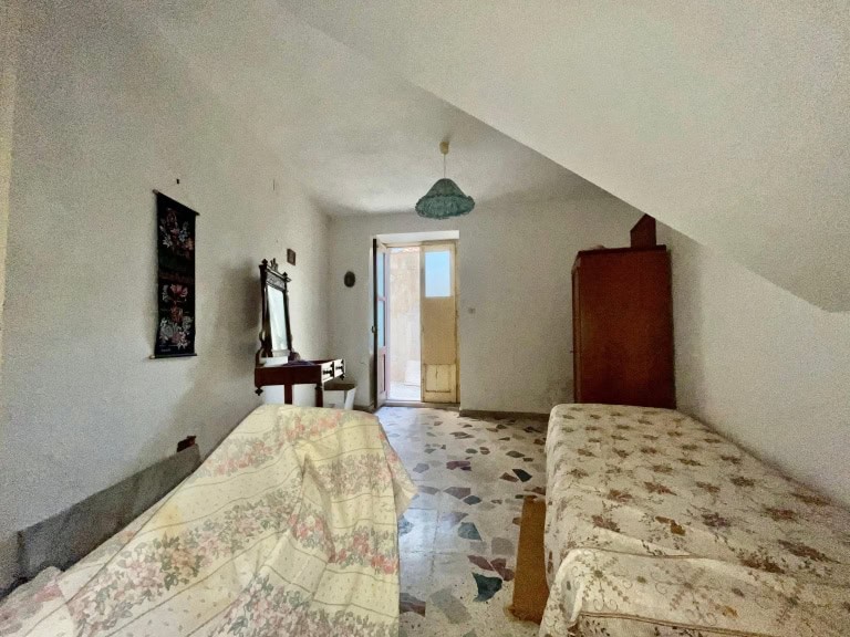 Appartamento in vendita in Via Giuseppe Gagliano, Naso, Me