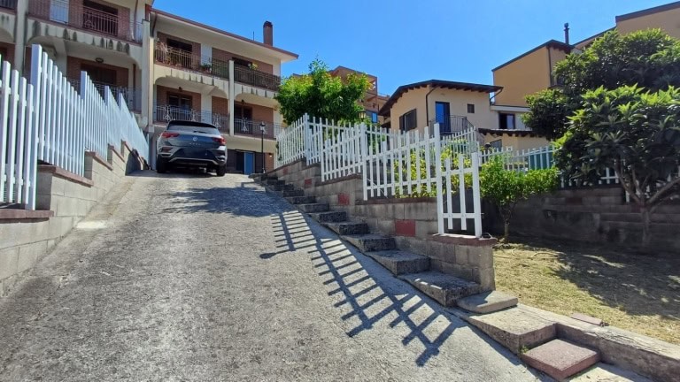 Villetta bifamiliare in vendita in C.da Fosso Gelso, Brolo, Me