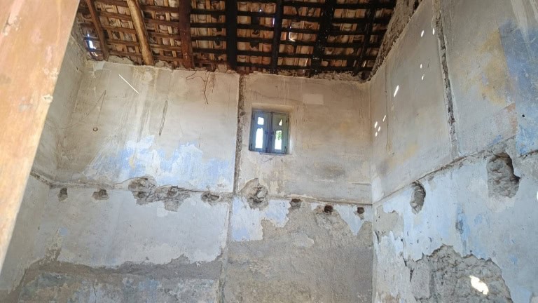 Rudere in vendita in via Misericordia 63 a Gualtieri Sicaminò,Me