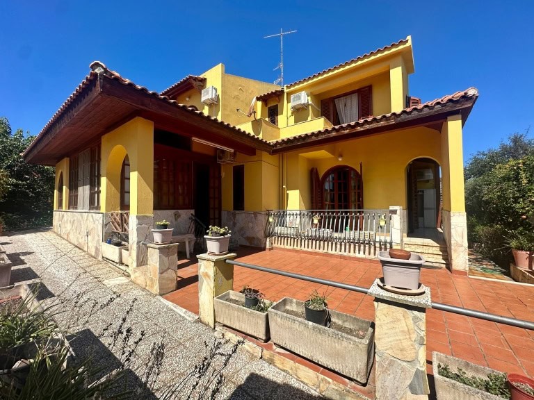 Villa in vendita in via Paradiso a Capo Milazzo, Me