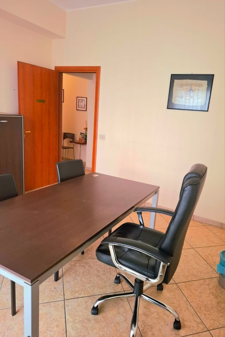 Stanze uso professionale in affitto in via Firenze 50, Barcellona P.G., Me