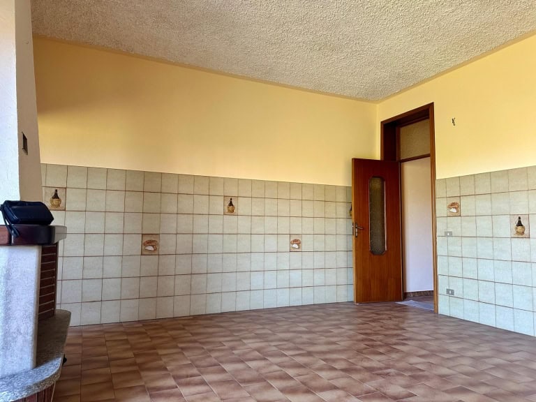 Appartamento in vendita in via Pozzo Caliri 43, Barcellona P.G., Me