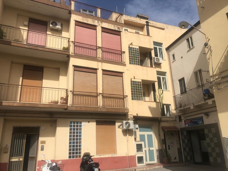 Appartamento in vendita in via Guglielmo Marconi 6, Barcellona P.G., Me