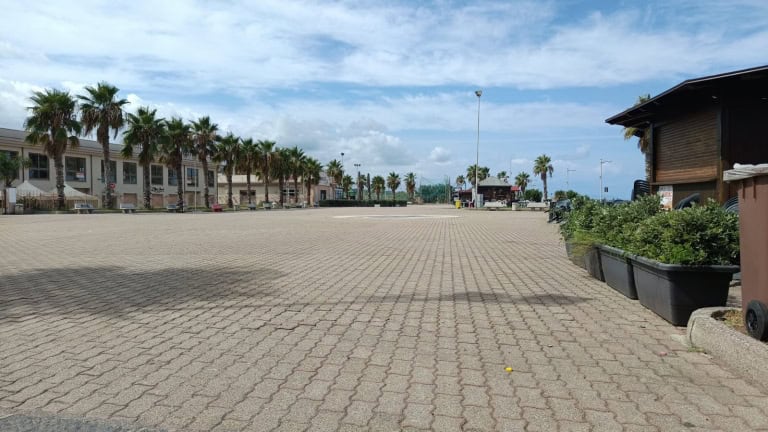 Appartamento in vendita in via Baronia a Villafranca Tirrena, Me