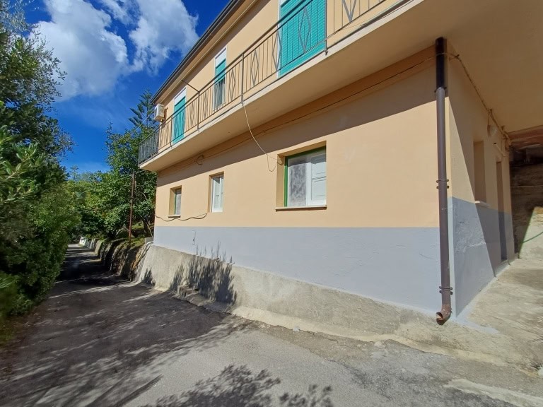 Casa indipendente in vendita in C.da Faranò, Sinagra, Me