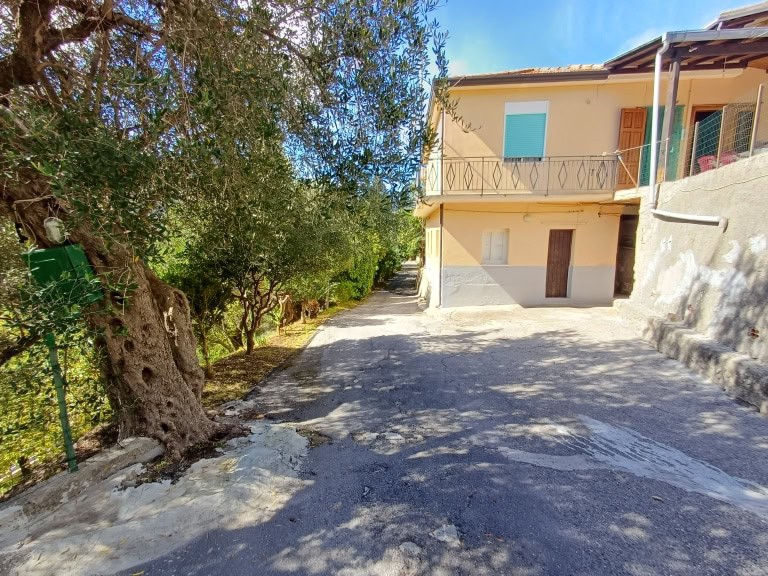 Casa indipendente in vendita in C.da Faranò, Sinagra, Me