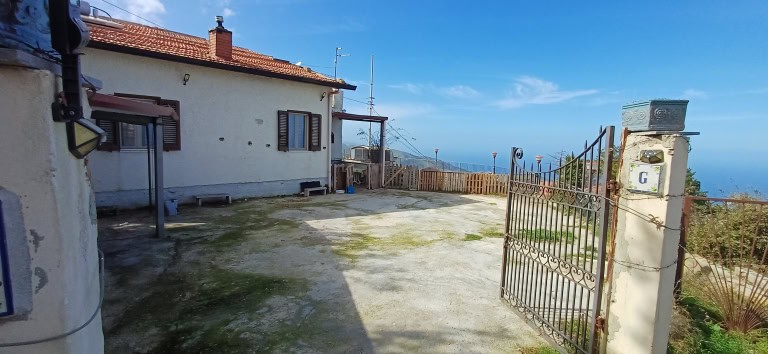 Villetta in vendita in C.da Letto Santo, Santo Stefano di Camastra, Me