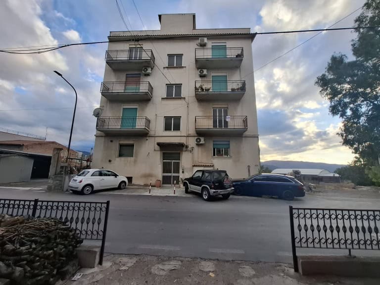 Appartamento in vendita in via Nuova Russo, Furnari, Me