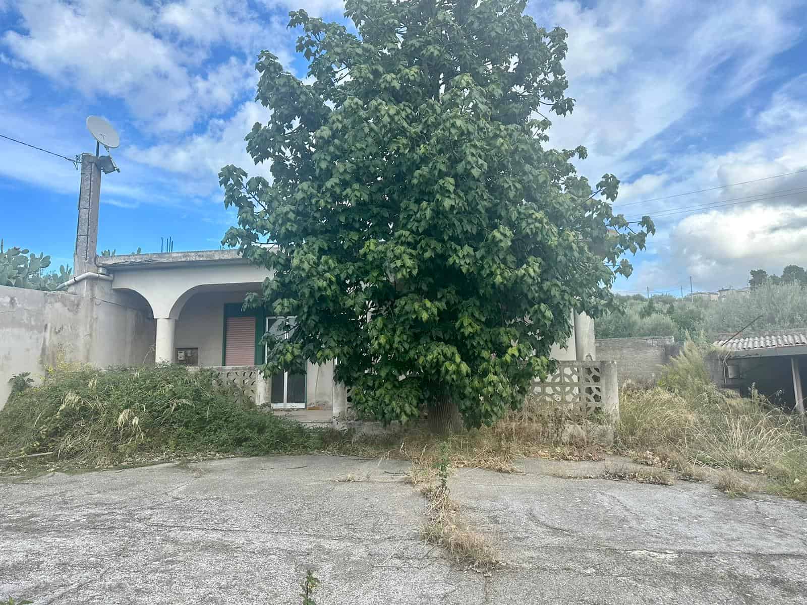 Fabbricato con terreno edificabile in vendita in via SP73, Merì, Me