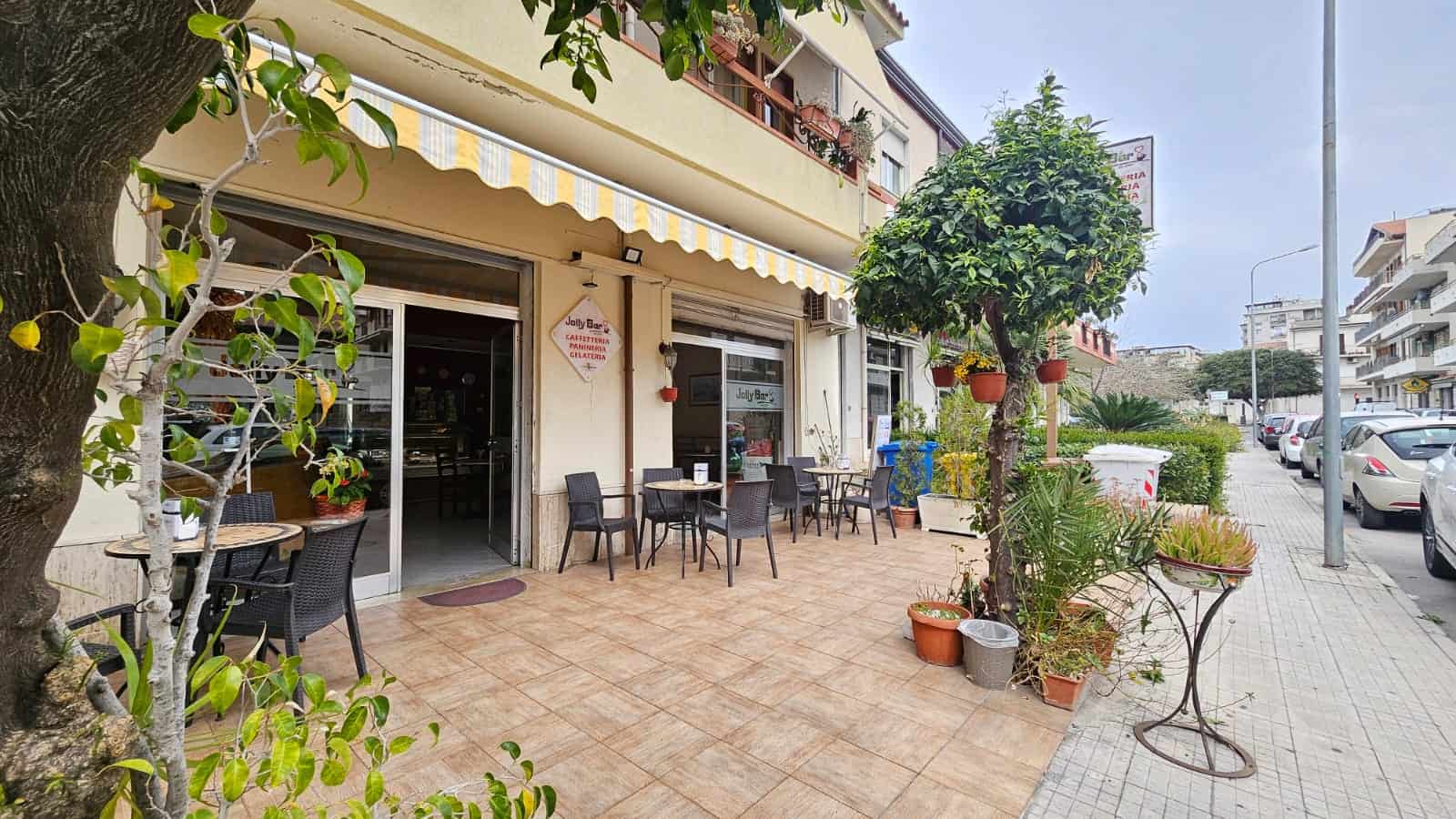 Filem nome: nextcasa-esterno-caffetteria-piazza-sole.