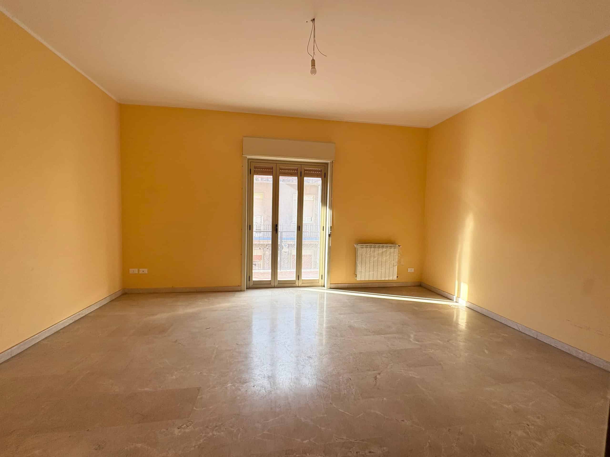 Appartamento in vendita in via F. Petrarca 37, Barcellona P.G., Me