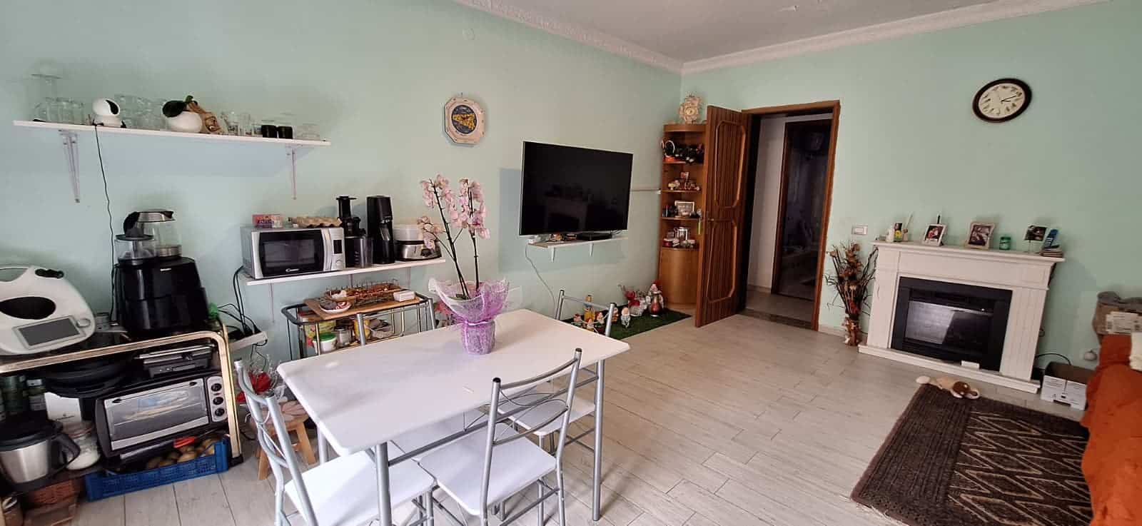 Appartamento in vendita in Via Garibaldi, Santo Stefano di Camastra, Me